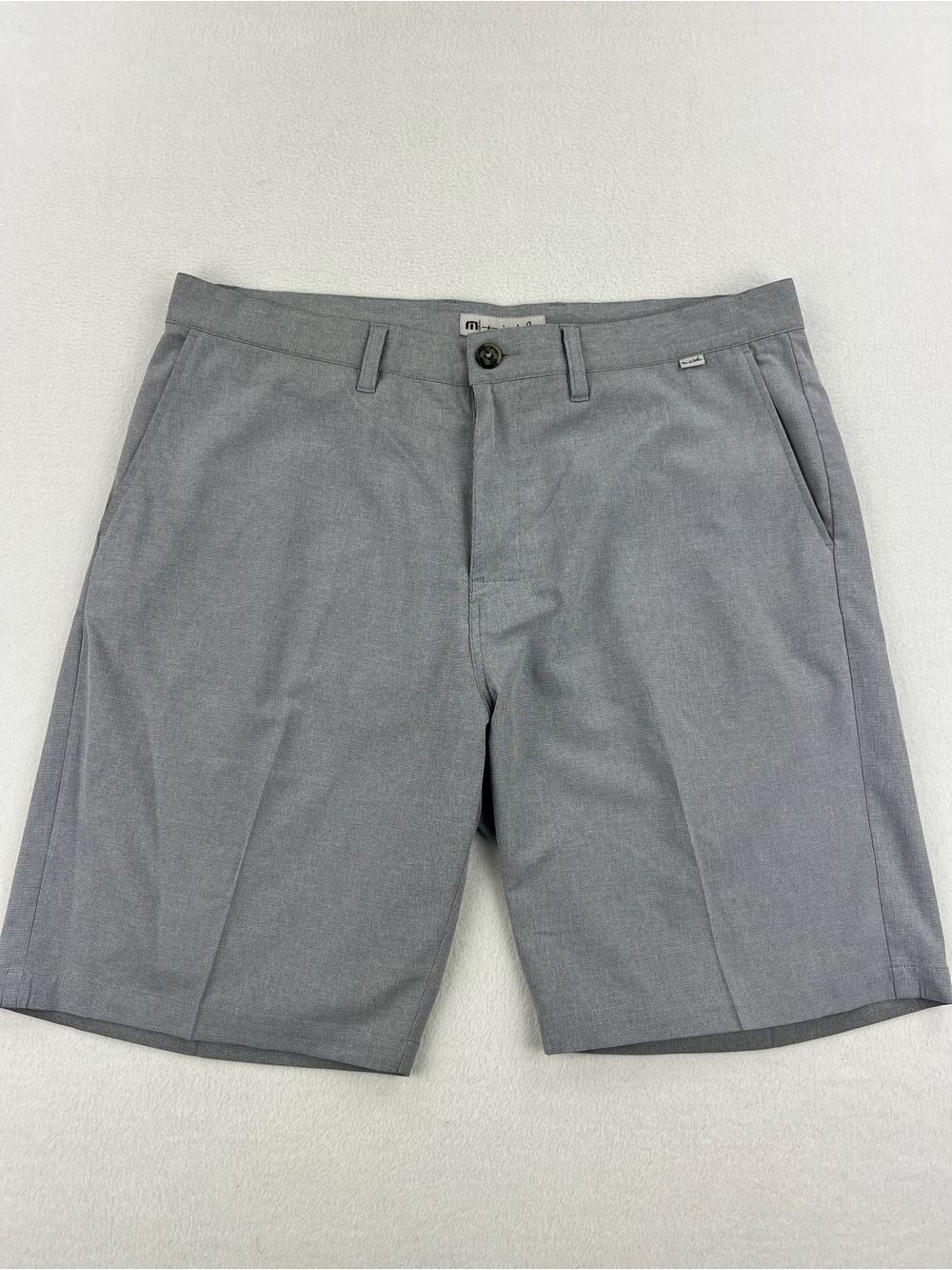 Travis Mathew Mens Gray Performance Outdoor Golf Shorts 9.5” Inseam Size 38